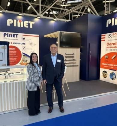PINET au salon MECSPE 2026 à Bologne : charnières et verrouillages