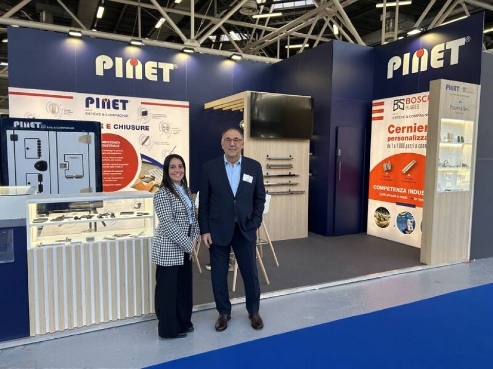 PINET alla fiera MECSPE 2026 a Bologna: cerniere e chiusure